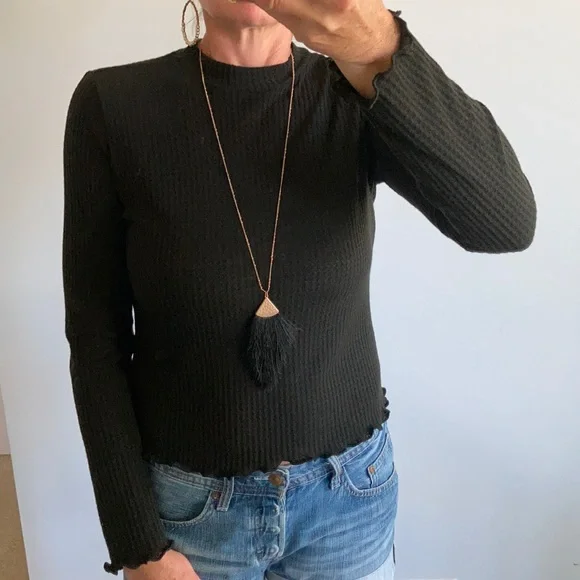 Black Cropped, Waffle Knit Top - Picture 3 of 11